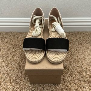 Reformation Lily Espadrille - 7.5 - NIB